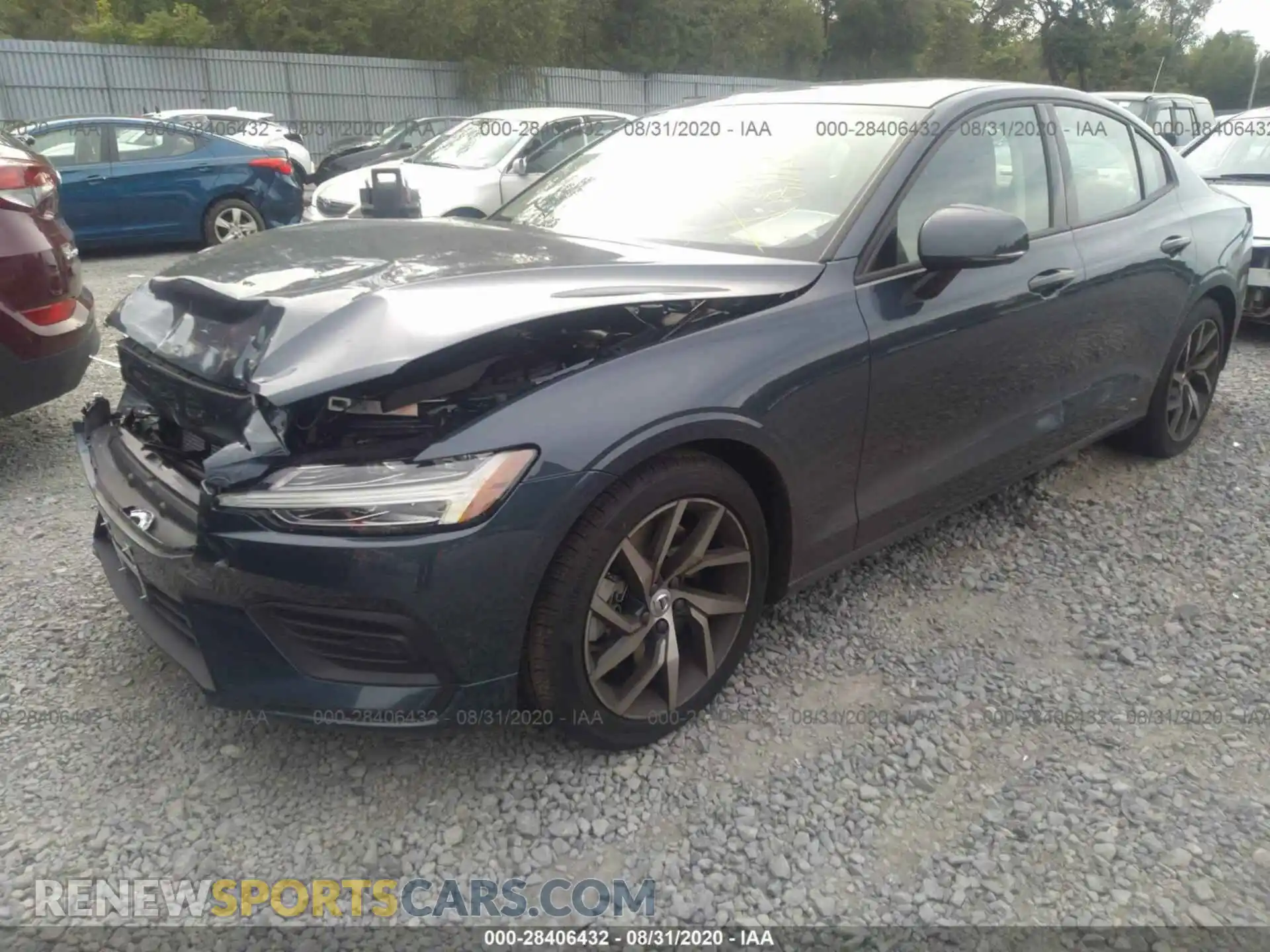 2 Photograph of a damaged car 7JRA22TK6LG063348 VOLVO S60 2020