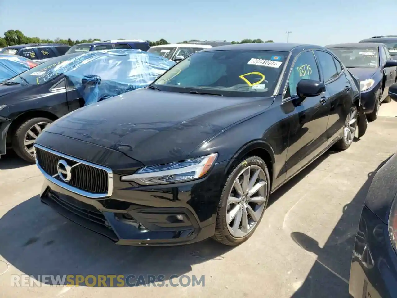 2 Photograph of a damaged car 7JR102FK1MG091223 VOLVO S60 2021