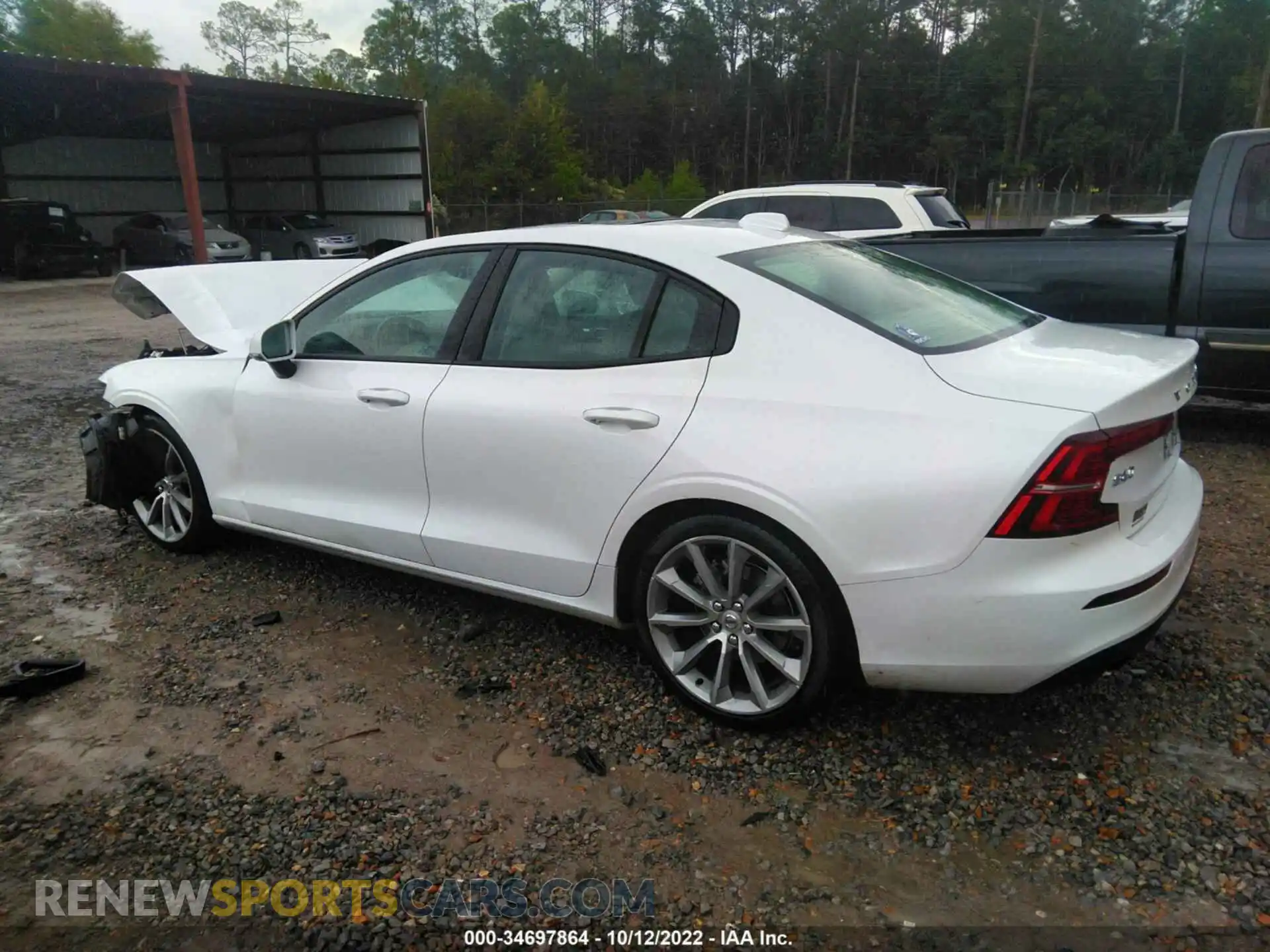 3 Photograph of a damaged car 7JR102FK3MG094835 VOLVO S60 2021