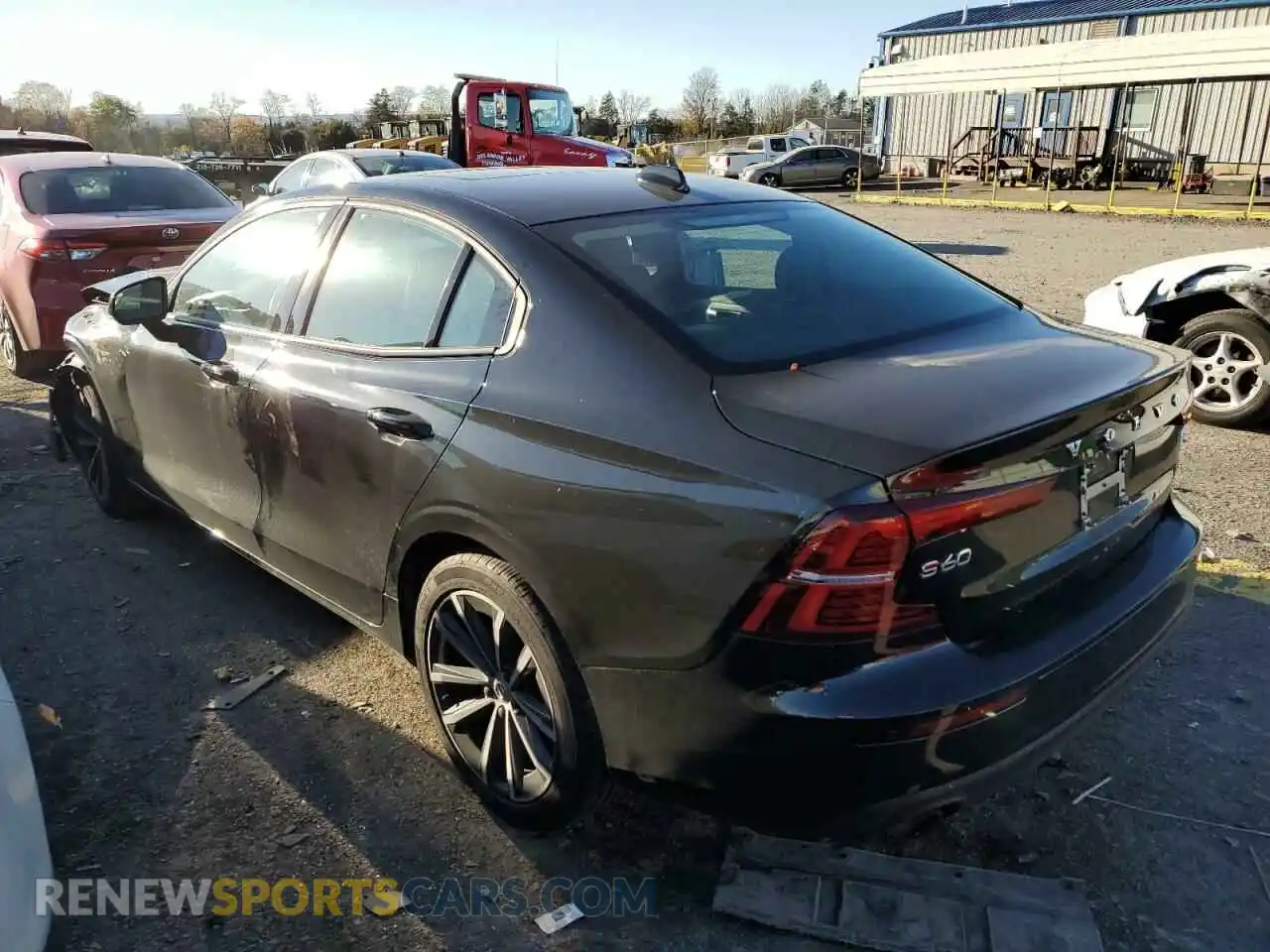 3 Photograph of a damaged car 7JR102FK3MG095855 VOLVO S60 2021
