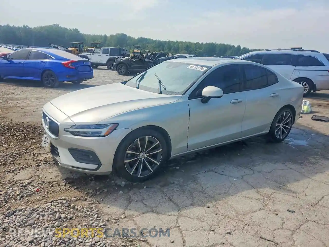 1 Photograph of a damaged car 7JR102FK5MG096487 VOLVO S60 2021