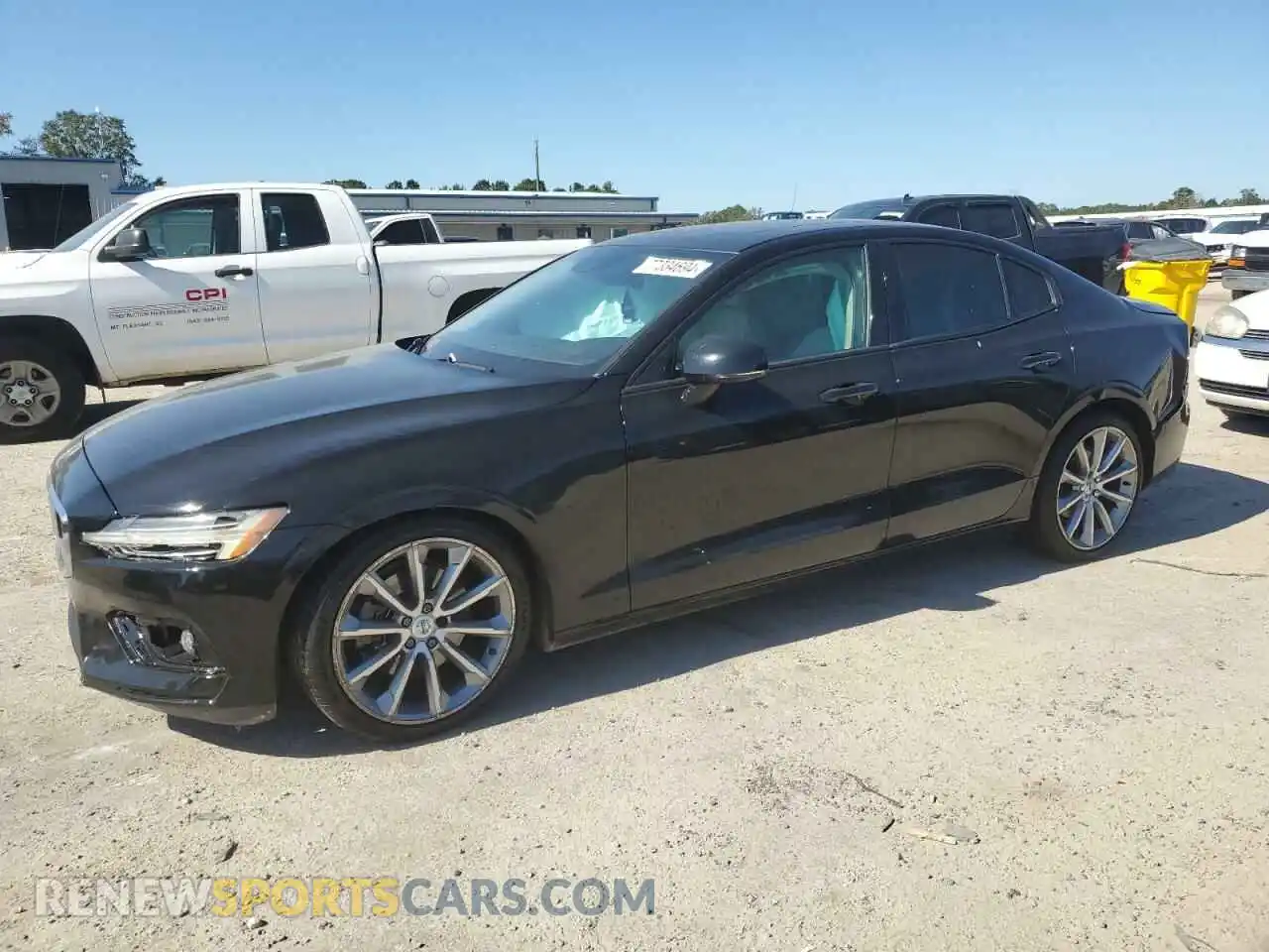 1 Photograph of a damaged car 7JR102FK8MG080235 VOLVO S60 2021