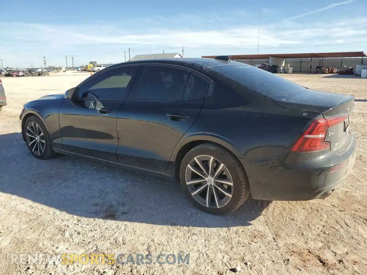 2 Photograph of a damaged car 7JR102FK8MG094040 VOLVO S60 2021