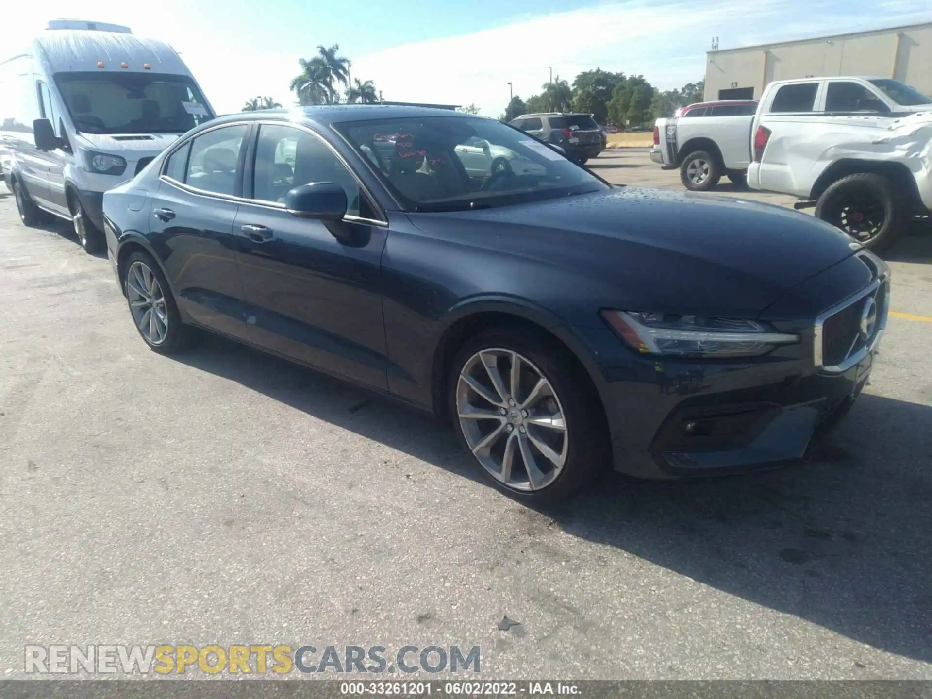 1 Photograph of a damaged car 7JR102FK9MG096461 VOLVO S60 2021