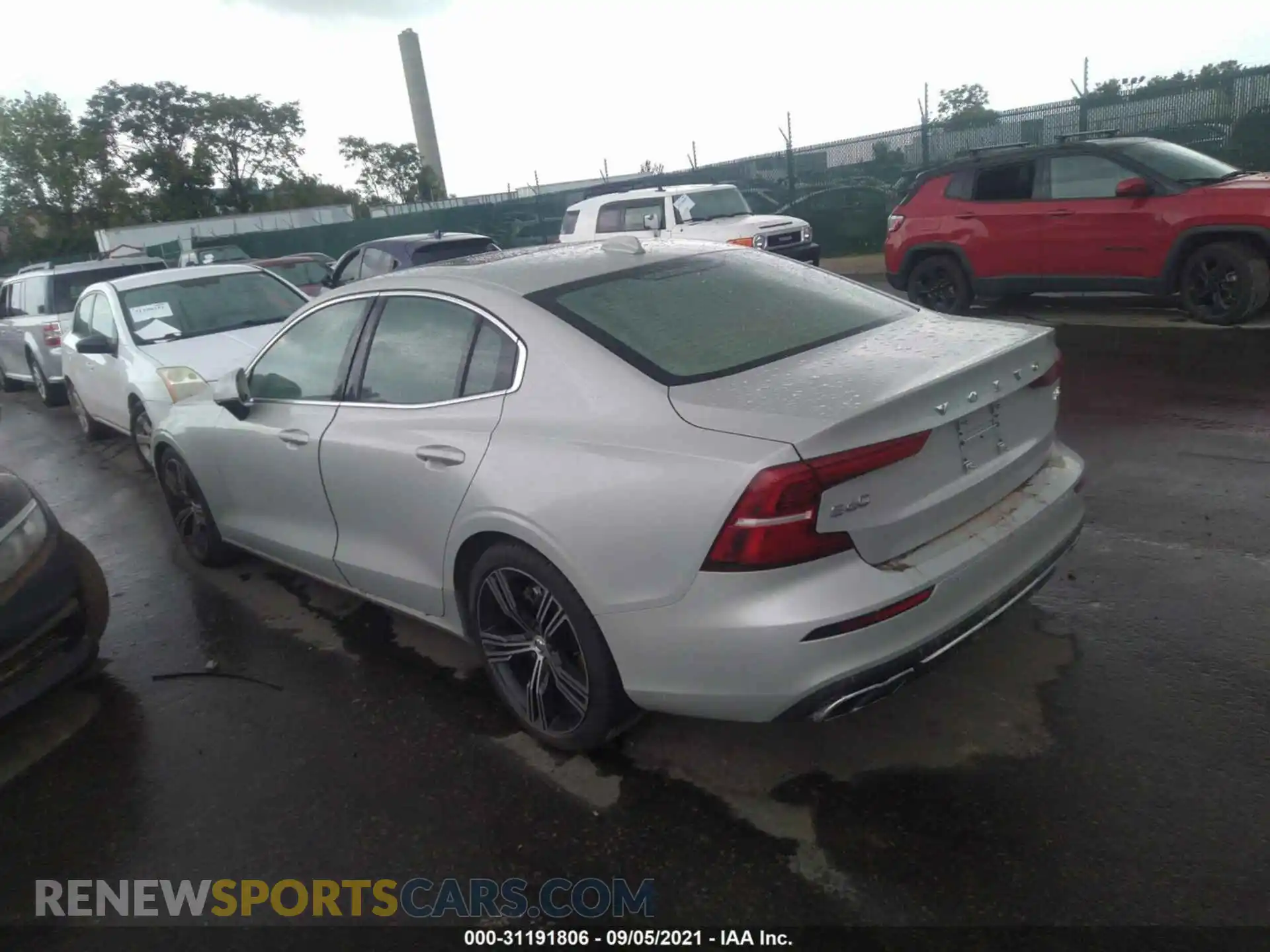3 Photograph of a damaged car 7JR102FL9MG095898 VOLVO S60 2021