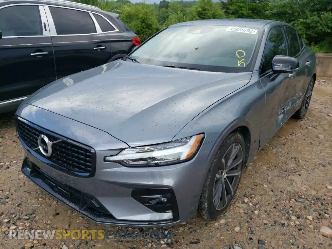 2 Photograph of a damaged car 7JR102FZ4MG118556 VOLVO S60 2021