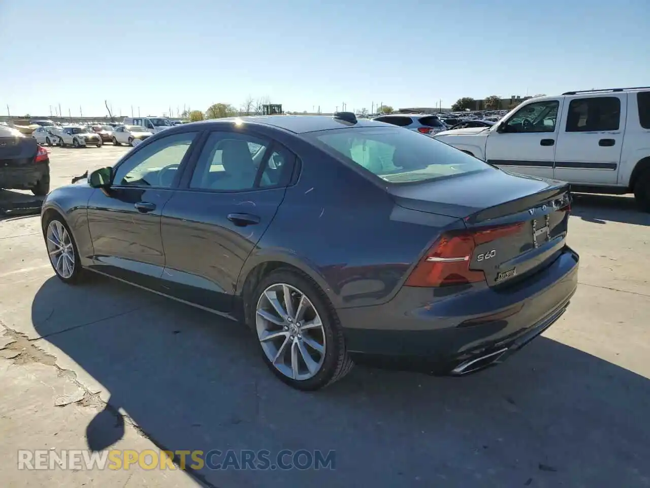 2 Photograph of a damaged car 7JR102FZ6MG111933 VOLVO S60 2021