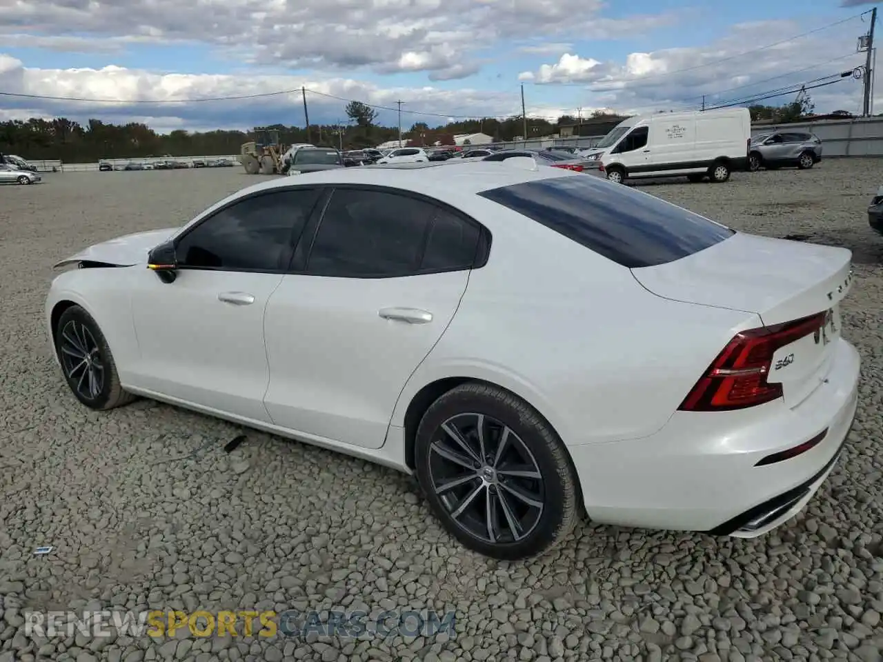 2 Photograph of a damaged car 7JR102FZ8MG122870 VOLVO S60 2021