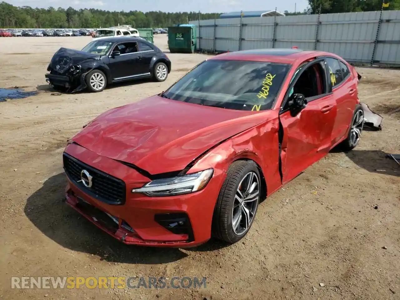 2 Photograph of a damaged car 7JR102TMXMG126704 VOLVO S60 2021