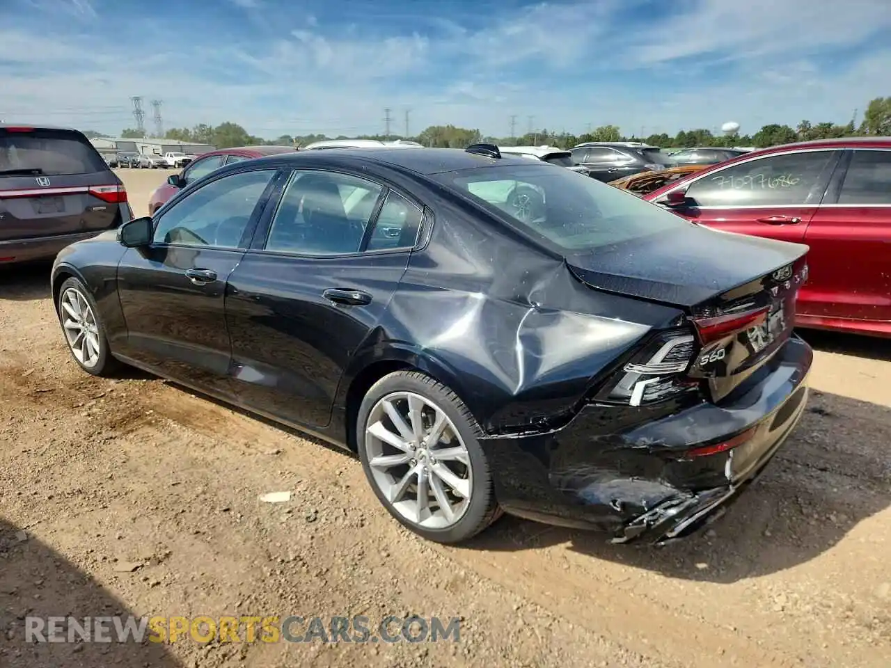 2 Фотография поврежденного автомобиля 7JR102TZ4MG118478 VOLVO S60 2021
