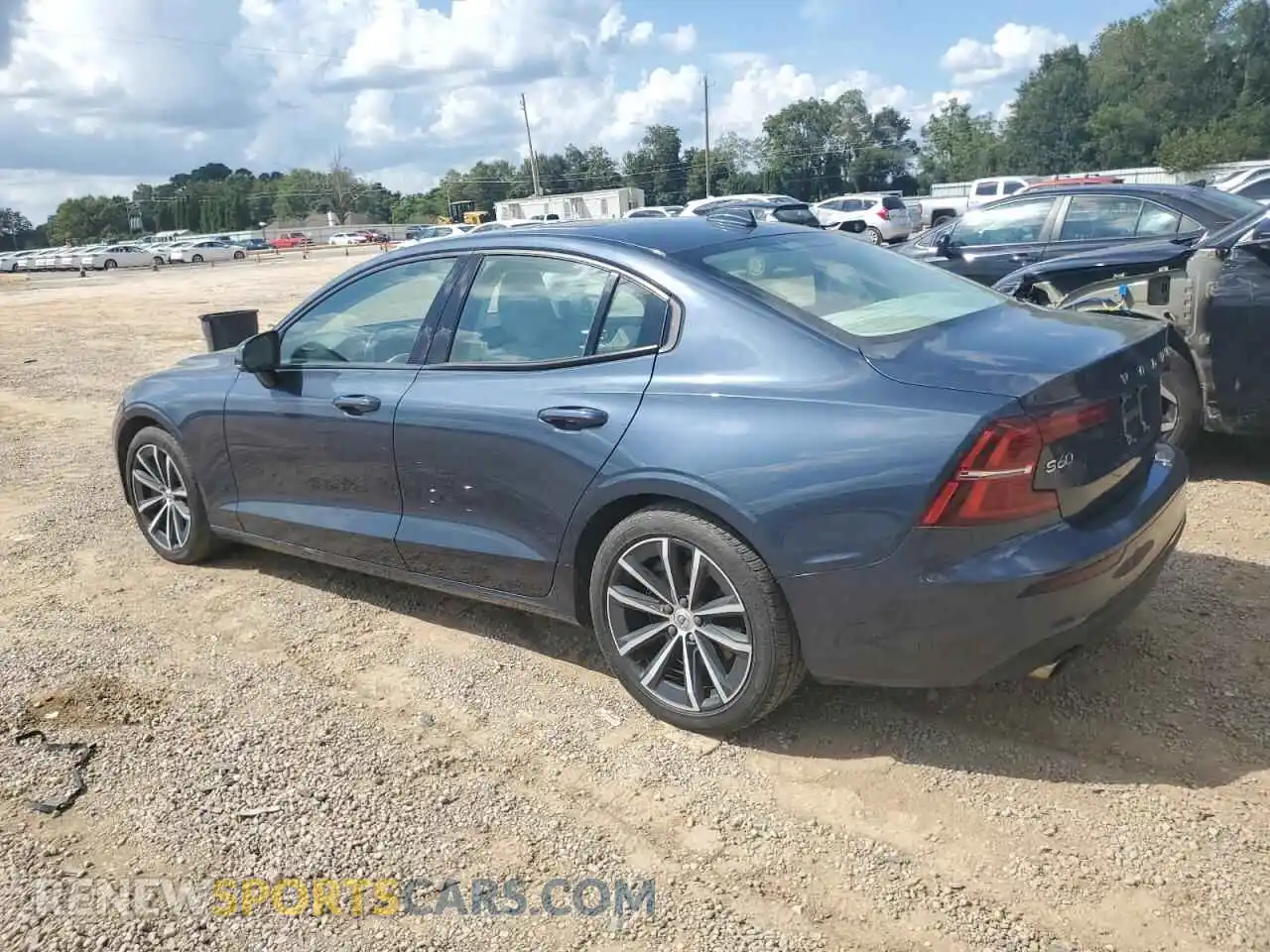2 Photograph of a damaged car 7JRA22TK4MG080375 VOLVO S60 2021