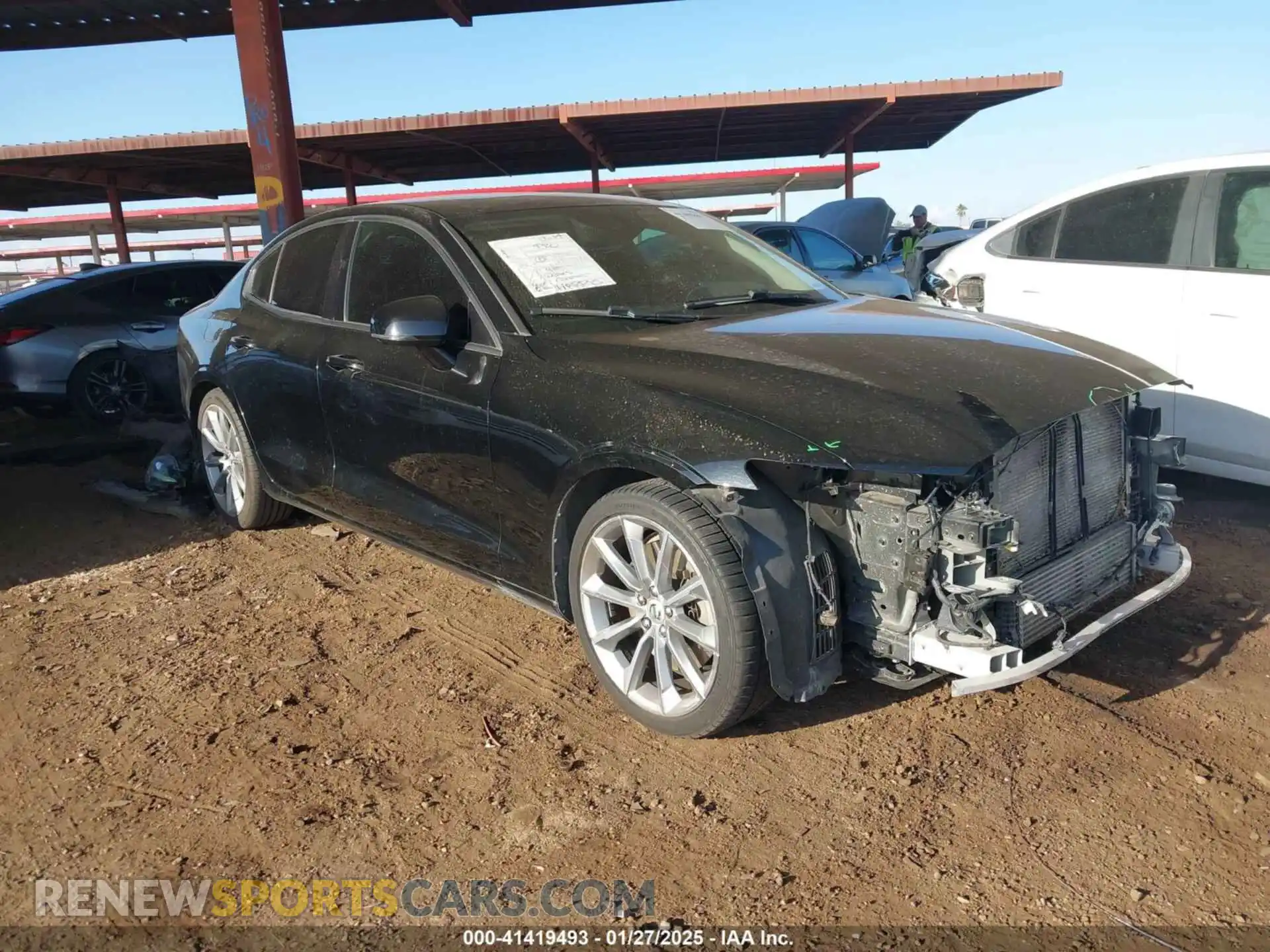 1 Photograph of a damaged car 7JRA22TK9MG080503 VOLVO S60 2021