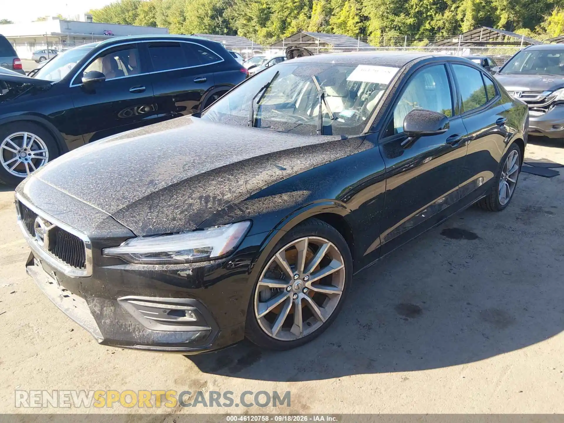 2 Photograph of a damaged car 7JRA22TKXMG092238 VOLVO S60 2021