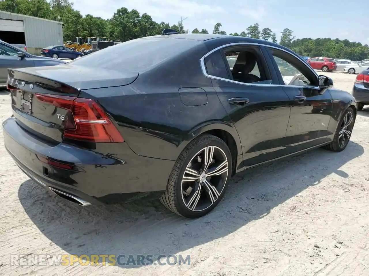 3 Фотография поврежденного автомобиля 7JRA22TL4MG091935 VOLVO S60 2021