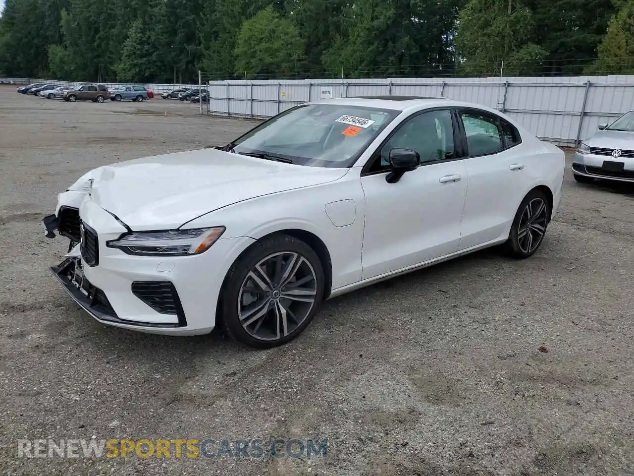 1 Фотография поврежденного автомобиля 7JRBR0FZ6NG179083 VOLVO S60 2022