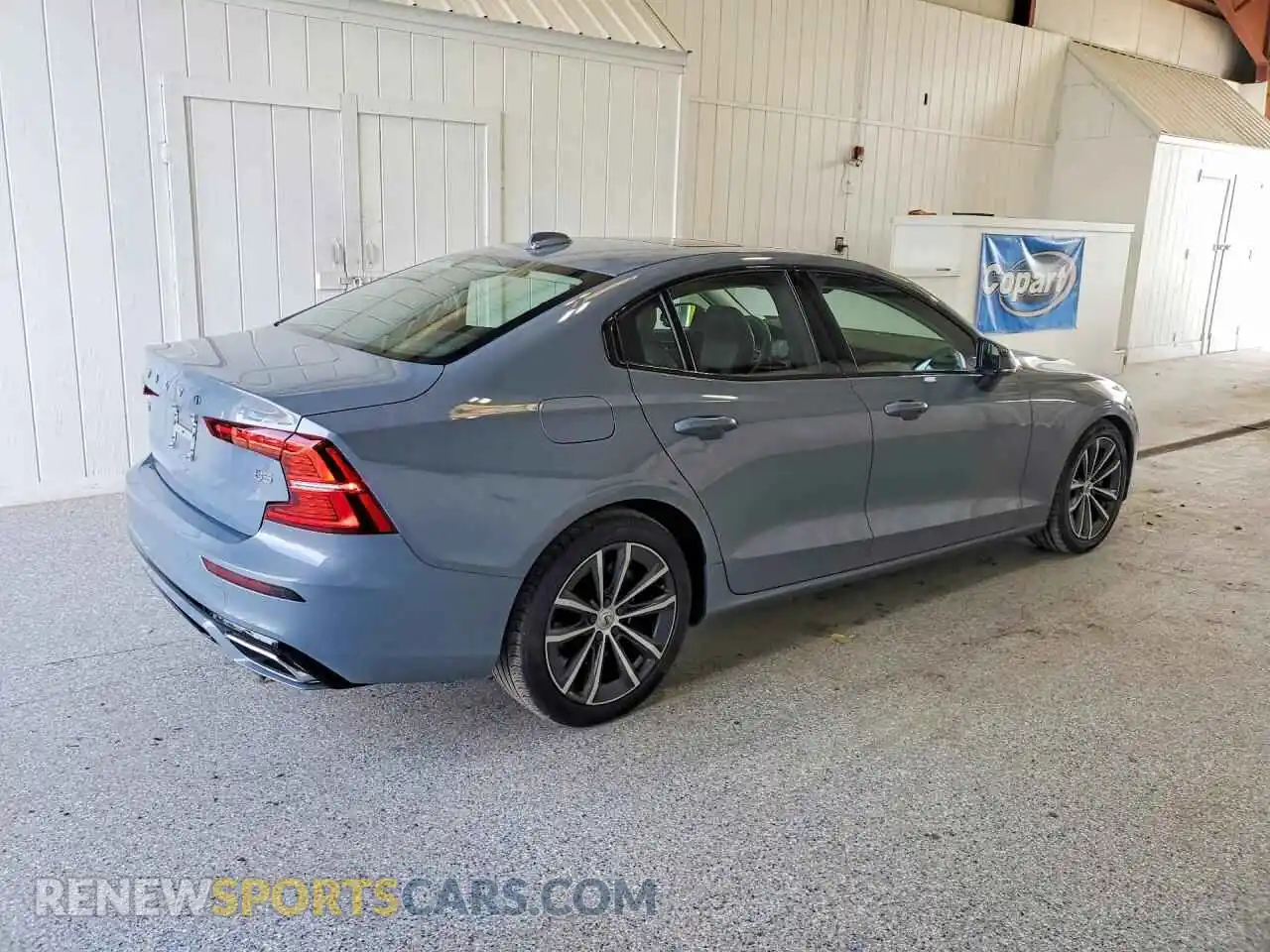 3 Photograph of a damaged car 7JRL12FZ0NG189079 VOLVO S60 2022