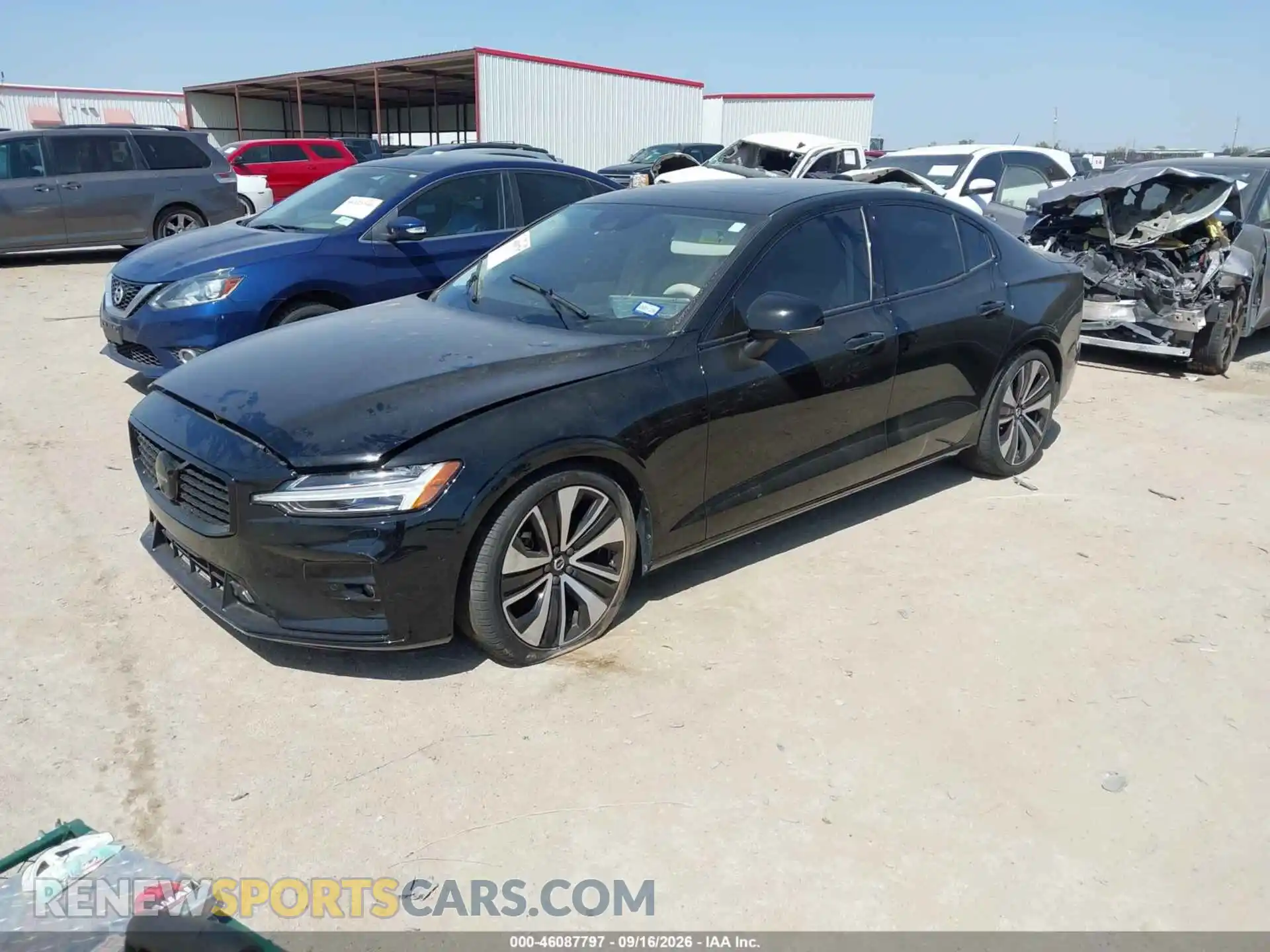 2 Photograph of a damaged car 7JRL12FZ2NG161218 VOLVO S60 2022