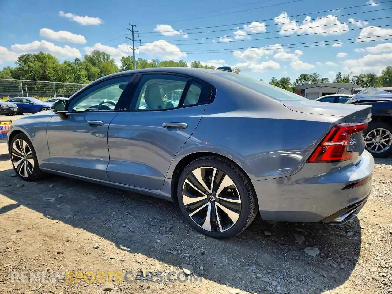 2 Photograph of a damaged car 7JRL12TZ1NG165216 VOLVO S60 2022