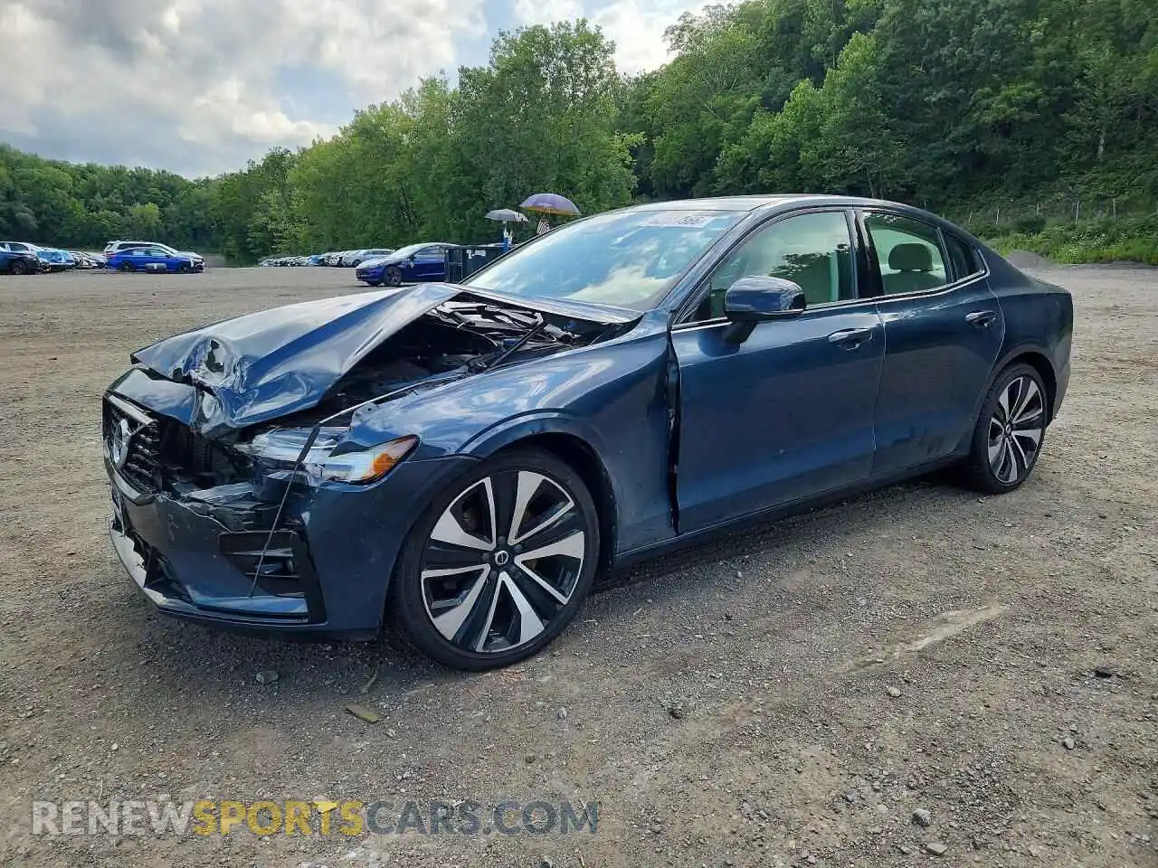 1 Photograph of a damaged car 7JRL12TZ6NG160772 VOLVO S60 2022