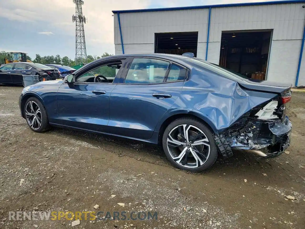 2 Photograph of a damaged car 7JRL12FK0RG310377 VOLVO S60 2024