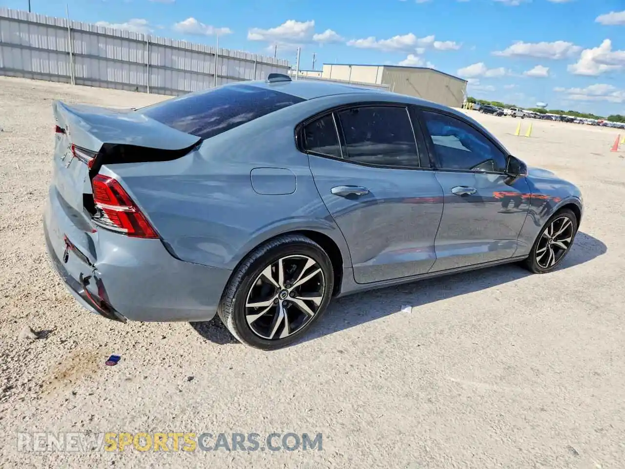 3 Photograph of a damaged car 7JRL12FK7RG299944 VOLVO S60 2024