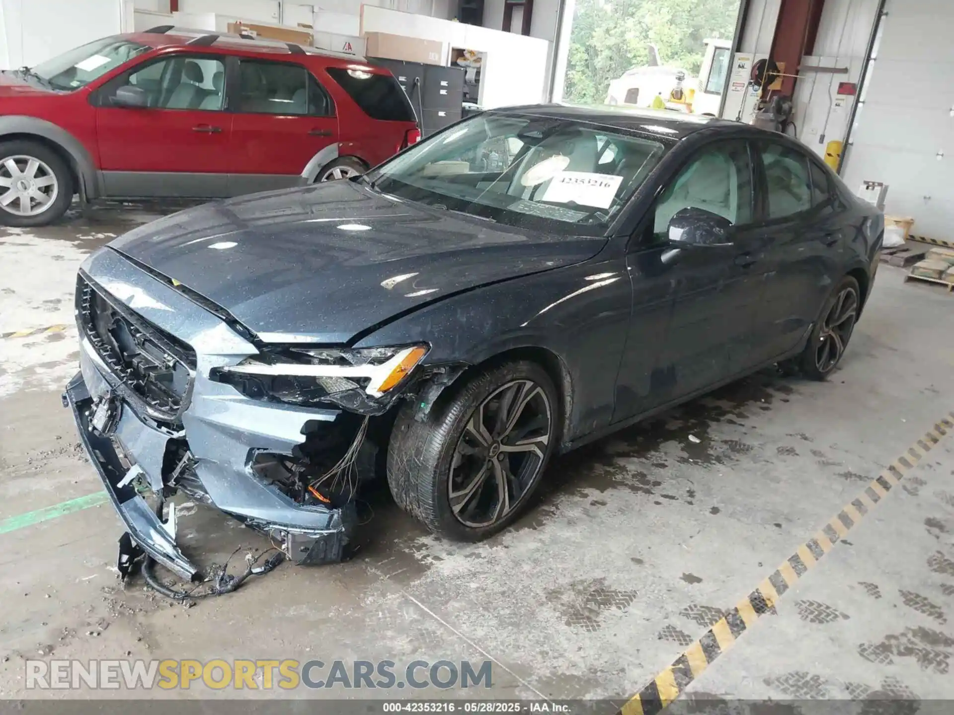 2 Photograph of a damaged car 7JRL12FL0RG295565 VOLVO S60 2024