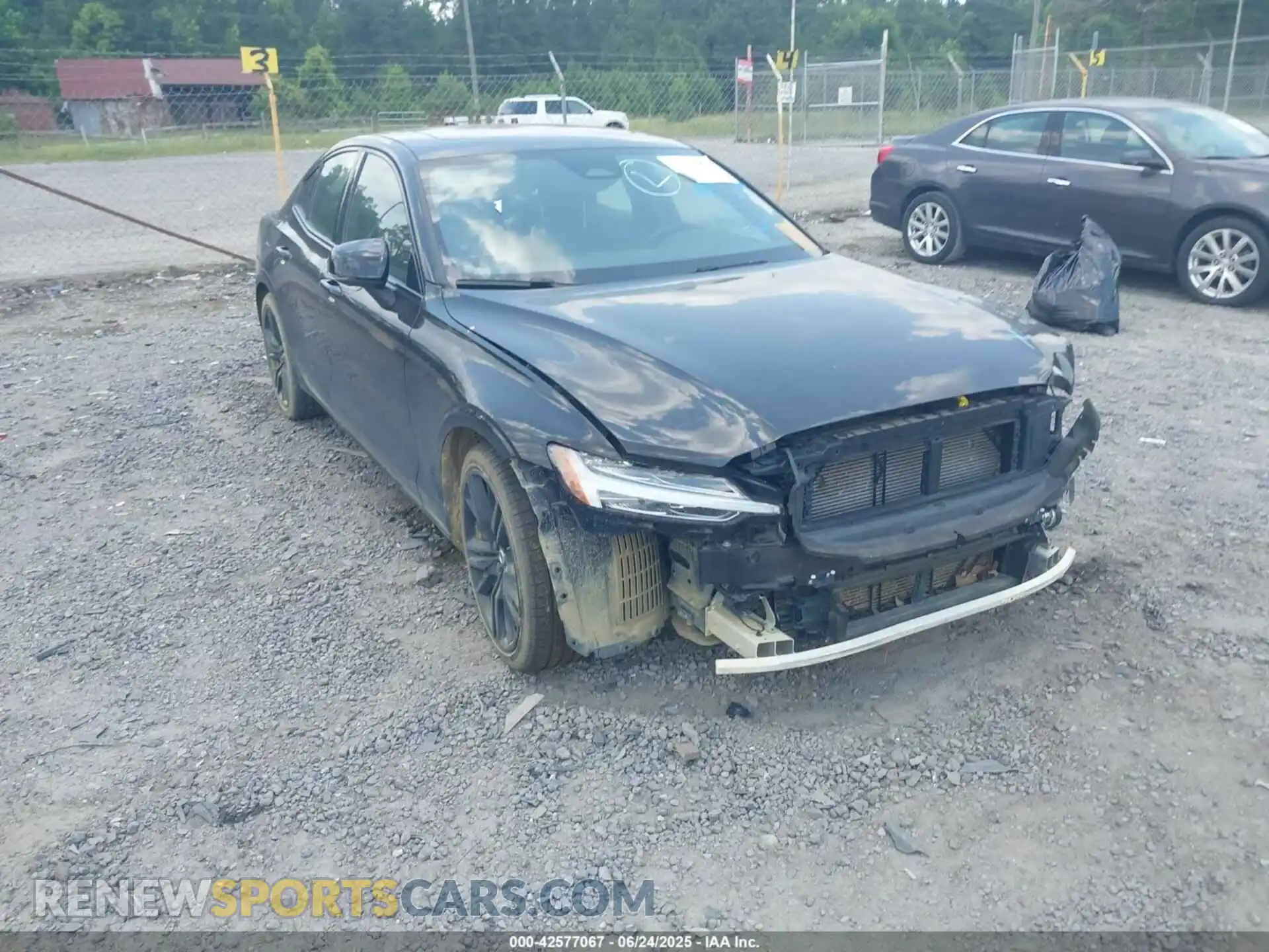 1 Photograph of a damaged car 7JRL12TH3RG308261 VOLVO S60 2024
