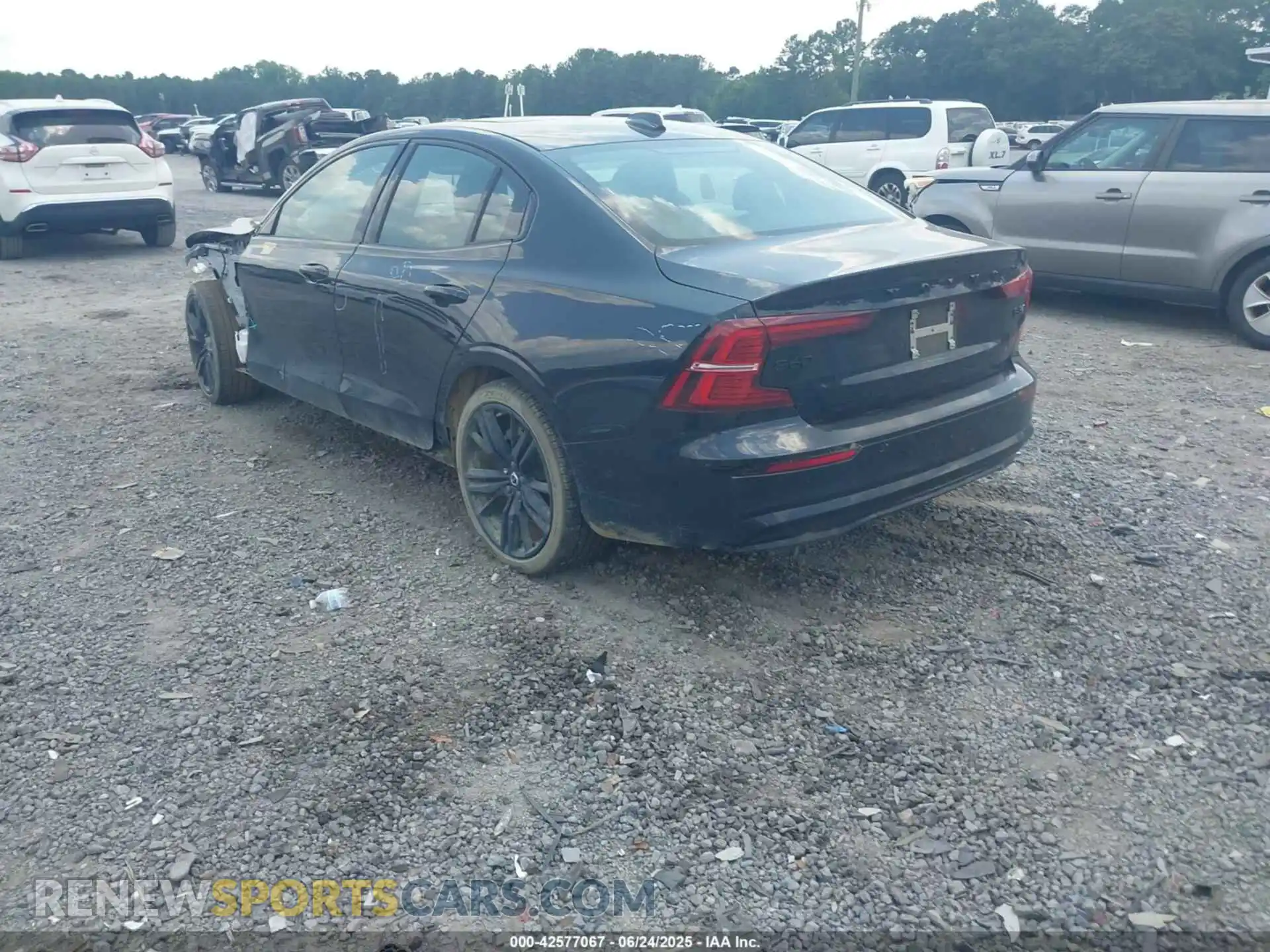 3 Photograph of a damaged car 7JRL12TH3RG308261 VOLVO S60 2024