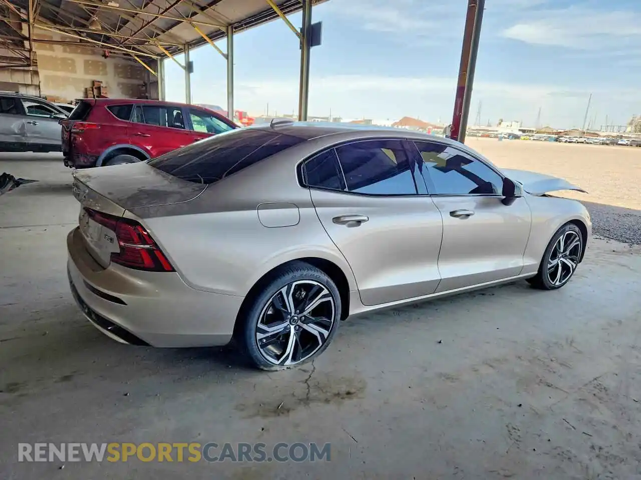 3 Photograph of a damaged car 7JRL12TK1RG315740 VOLVO S60 2024
