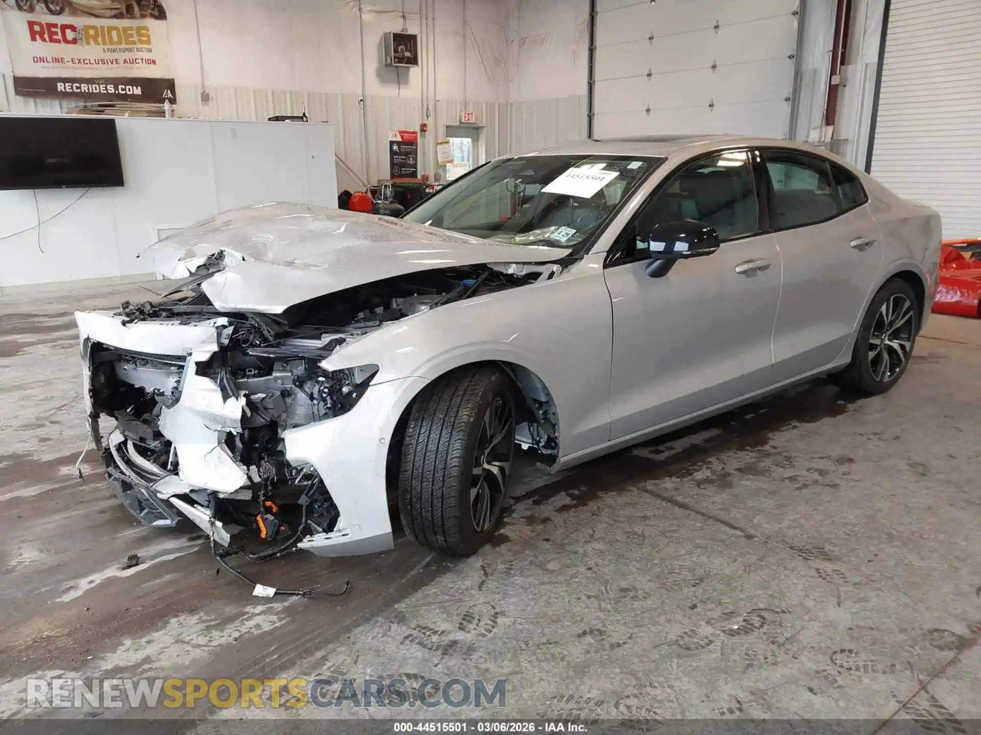 2 Photograph of a damaged car 7JRL12TL1RG315715 VOLVO S60 2024