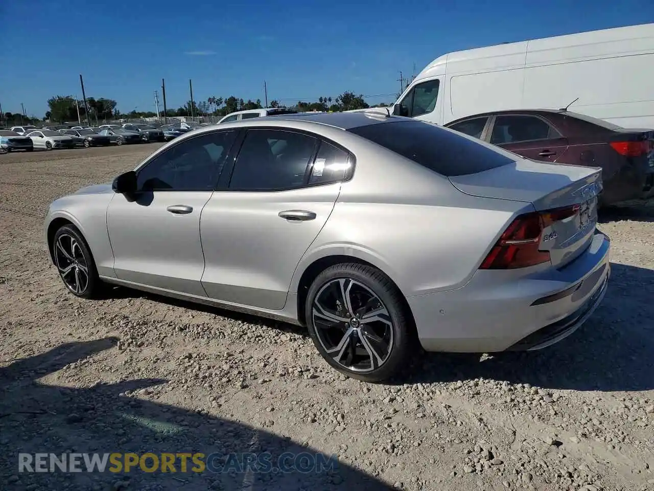 2 Photograph of a damaged car 7JRL12TL5RG312526 VOLVO S60 2024