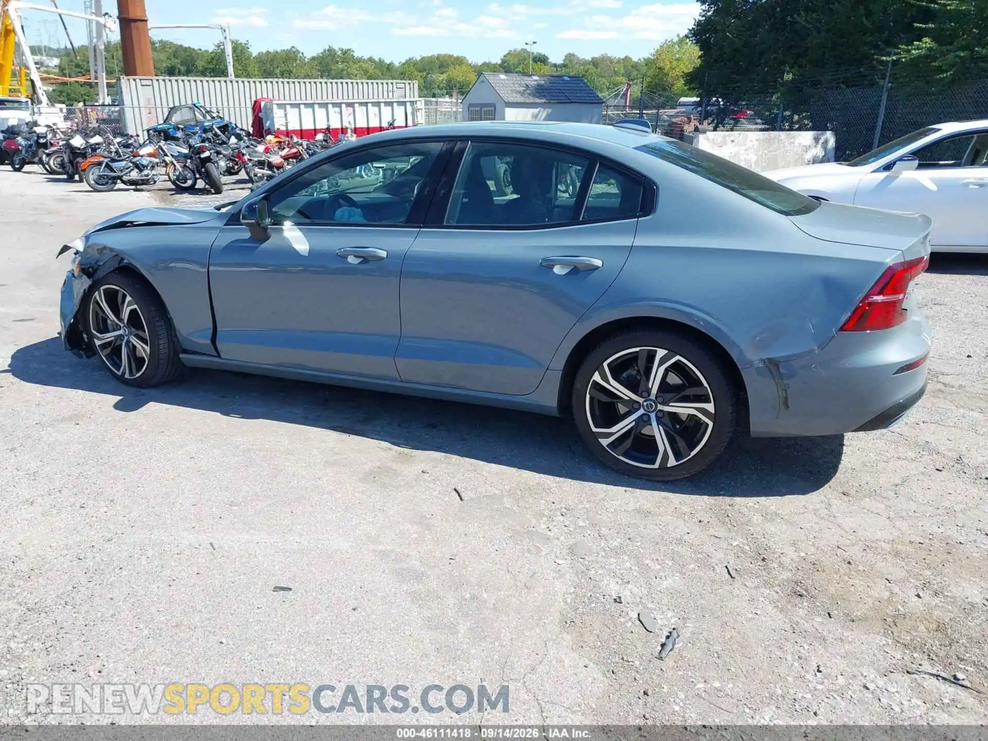 3 Photograph of a damaged car 7JRL12TM5RG314768 VOLVO S60 2024
