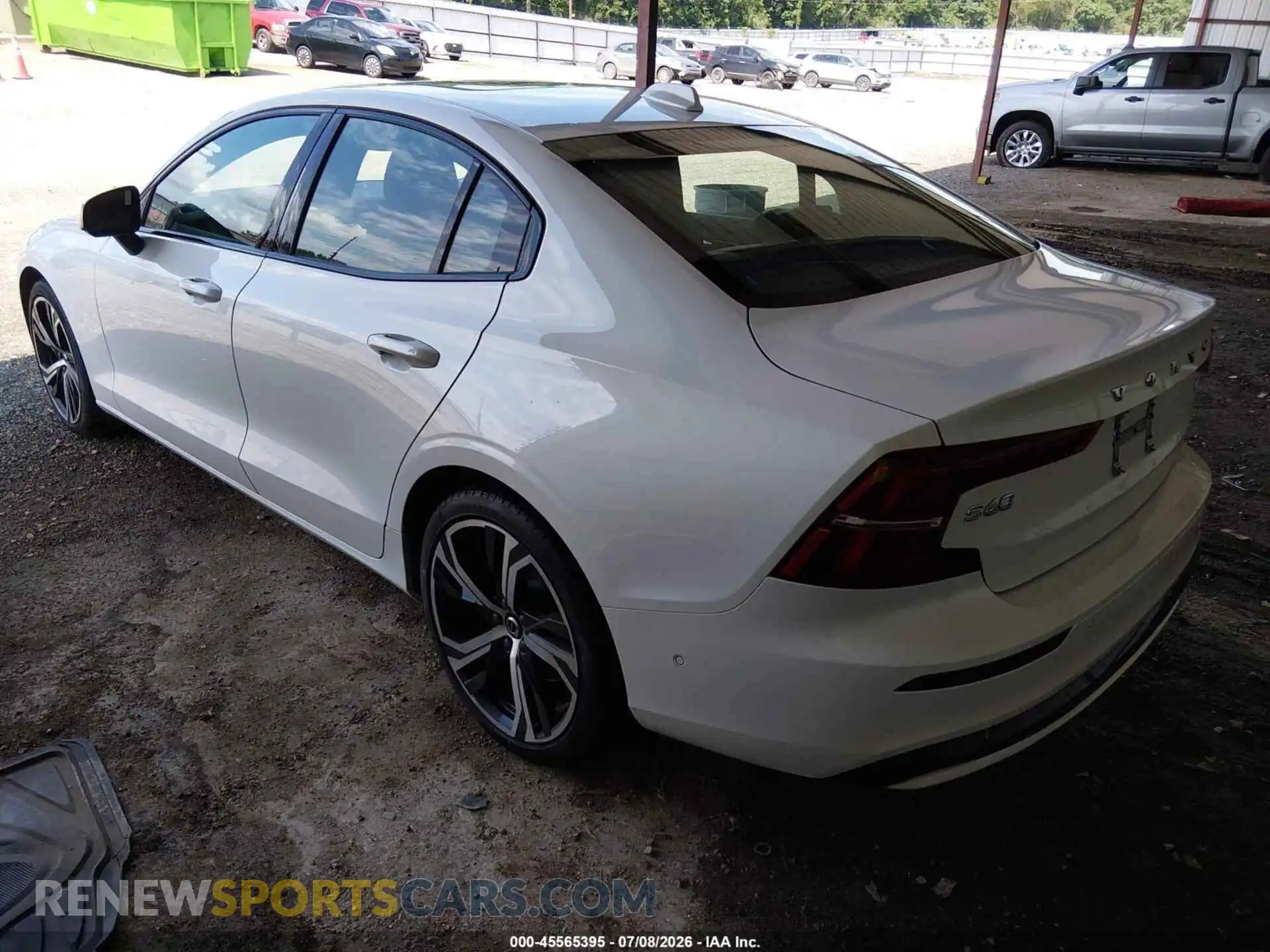 3 Photograph of a damaged car 7JRL12TM8RG308141 VOLVO S60 2024