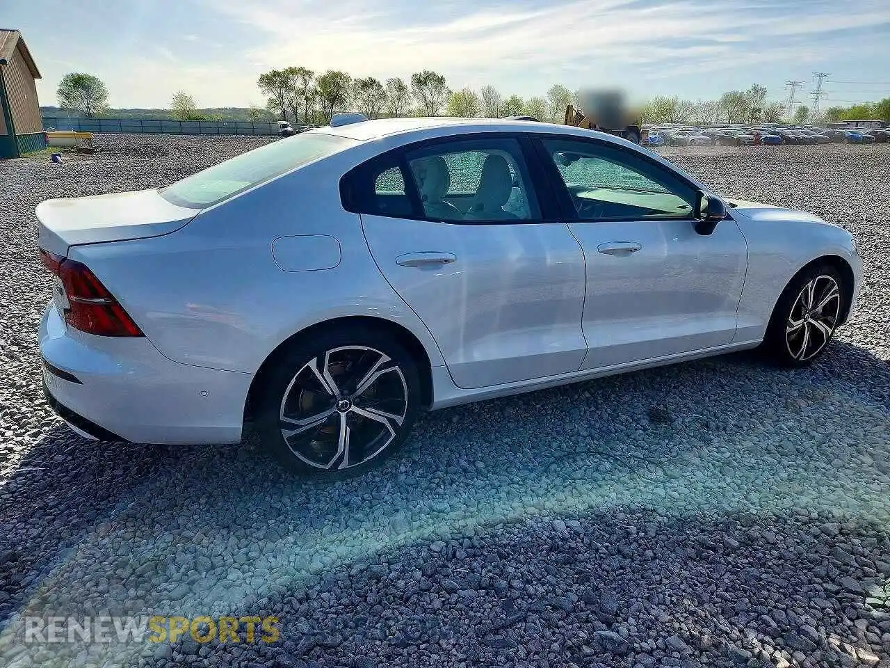 3 Фотография поврежденного автомобиля 7JRL12GCXSG369238 VOLVO S60 2025