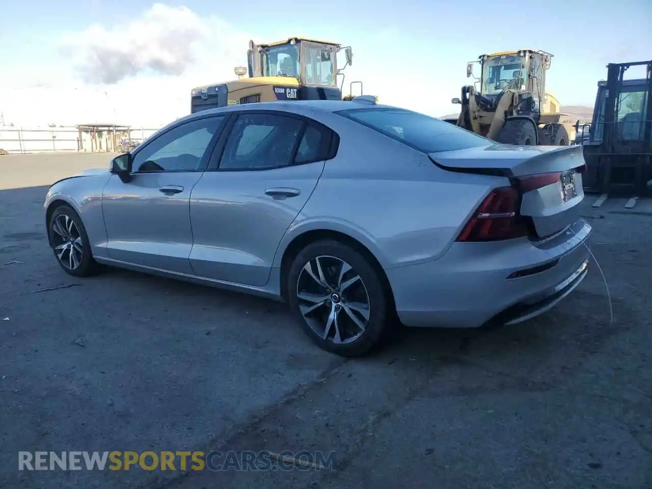 2 Photograph of a damaged car 7JRL12FK6RG322288 VOLVO S60 CORE 2024