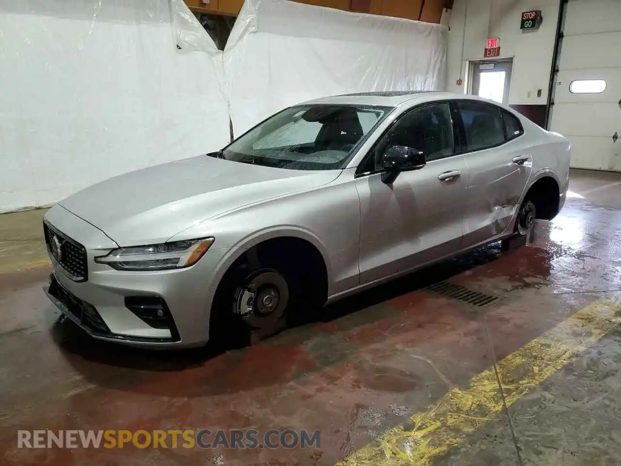 1 Photograph of a damaged car 7JRL12FK9RG322849 VOLVO S60 CORE 2024