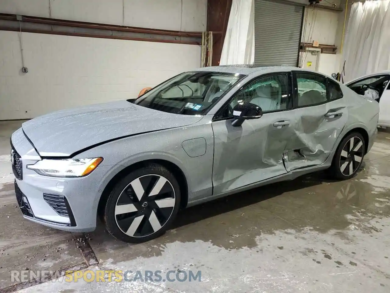 1 fotografías del automóvil dañado 7JRH60FL0RG287428 VOLVO S60 PLUS 2024