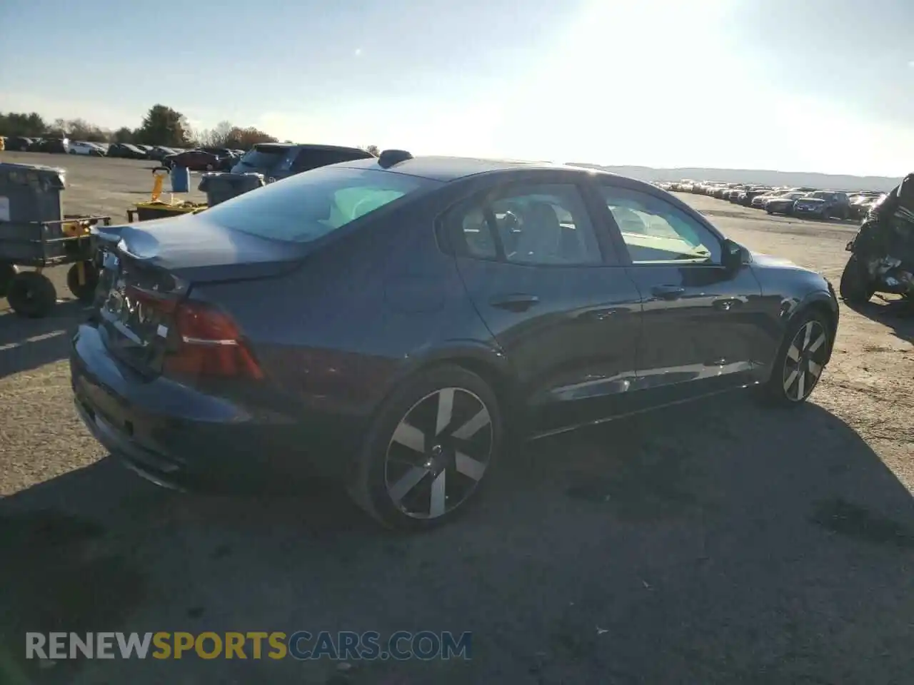 3 Photograph of a damaged car 7JRH60FL6RG295520 VOLVO S60 PLUS 2024