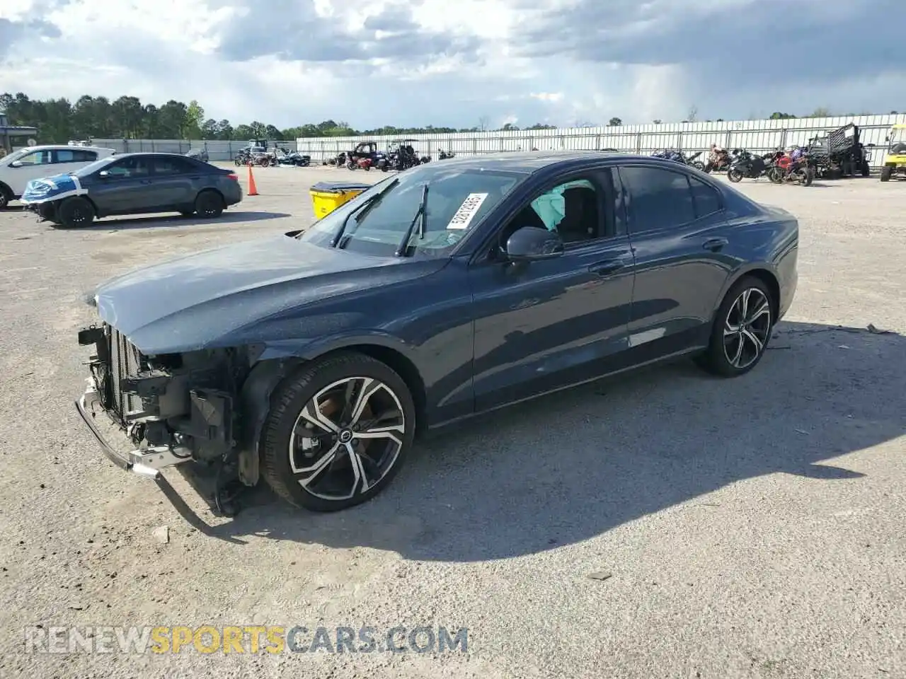 1 Photograph of a damaged car 7JRL12TL7RG322751 VOLVO S60 PLUS 2024