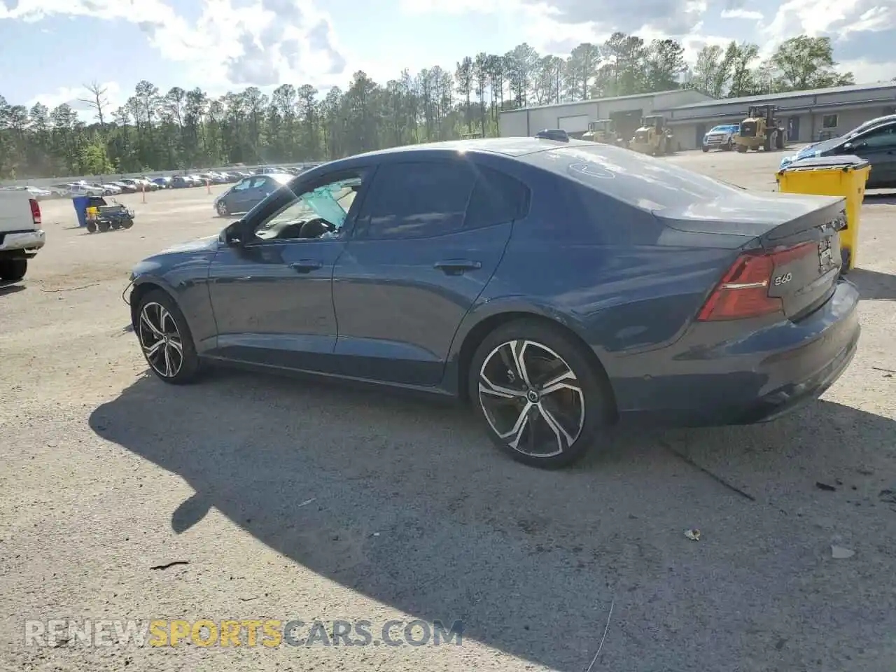 2 Photograph of a damaged car 7JRL12TL7RG322751 VOLVO S60 PLUS 2024