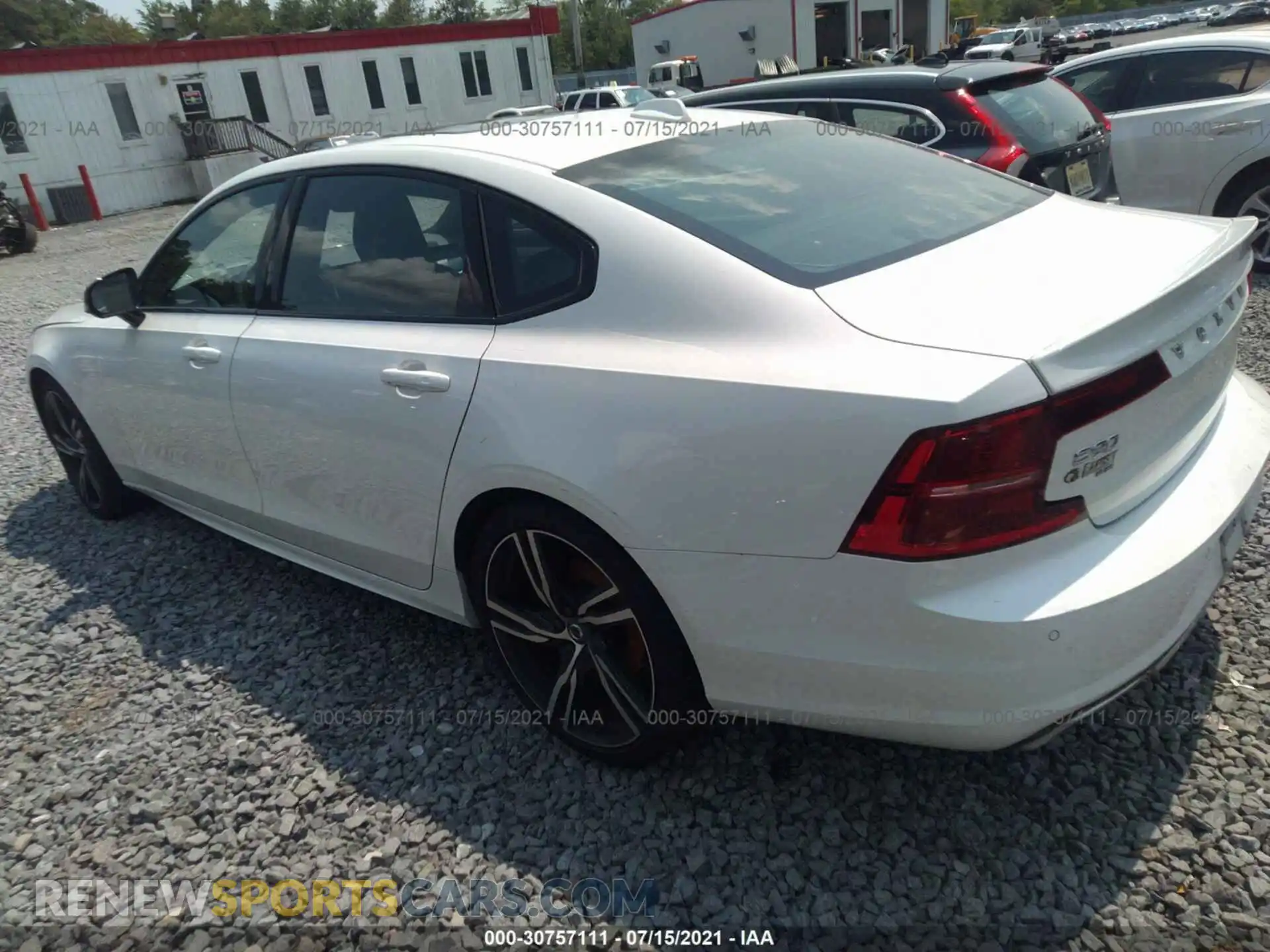 3 Фотография поврежденного автомобиля LVYA22MT1LP169396 VOLVO S90 2020