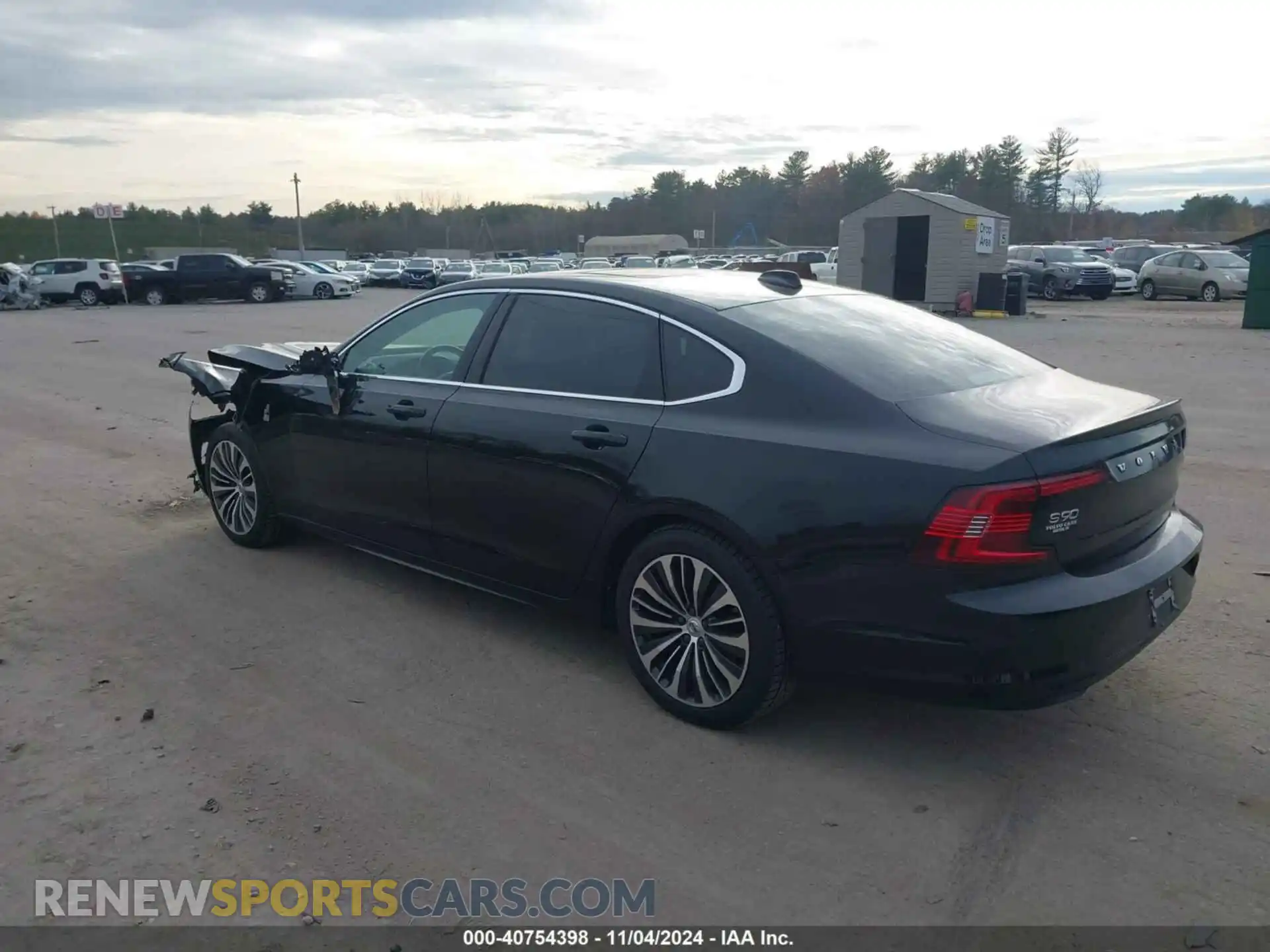 3 Photograph of a damaged car LVY062MK4NP252539 VOLVO S90 2022