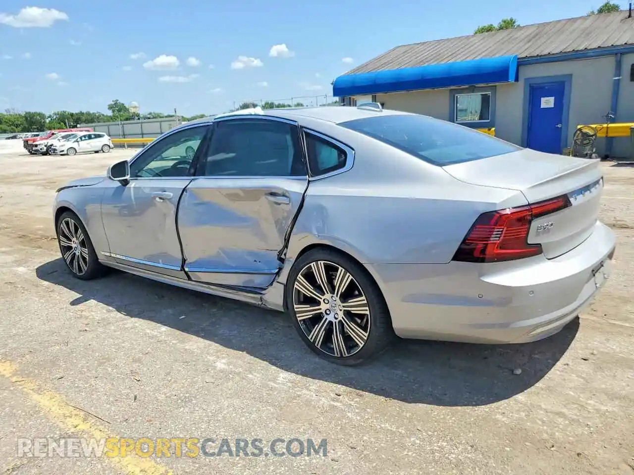 2 fotografías del automóvil dañado LVY062MF6RP415636 VOLVO S90 2024