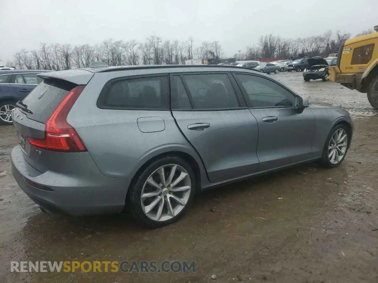 3 Photograph of a damaged car YV1102EK1L1388794 VOLVO V60 2020
