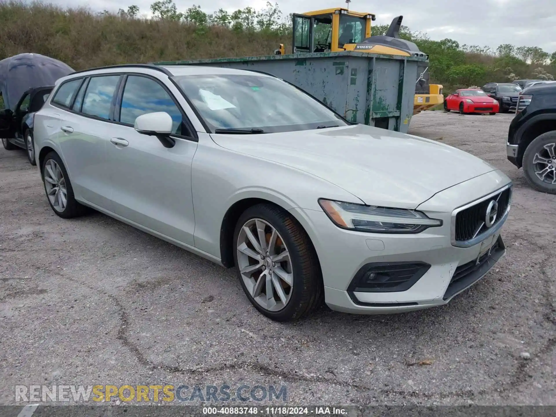 1 Photograph of a damaged car YV1102EK1L2348922 VOLVO V60 2020