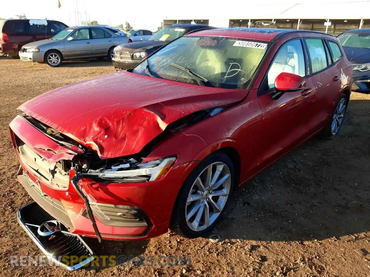 2 Photograph of a damaged car YV1102EK6L2397470 VOLVO V60 2020