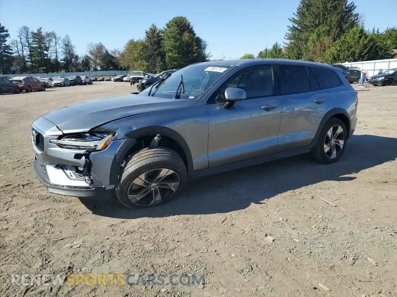 1 Photograph of a damaged car YV4102WK8L1030464 VOLVO V60 2020
