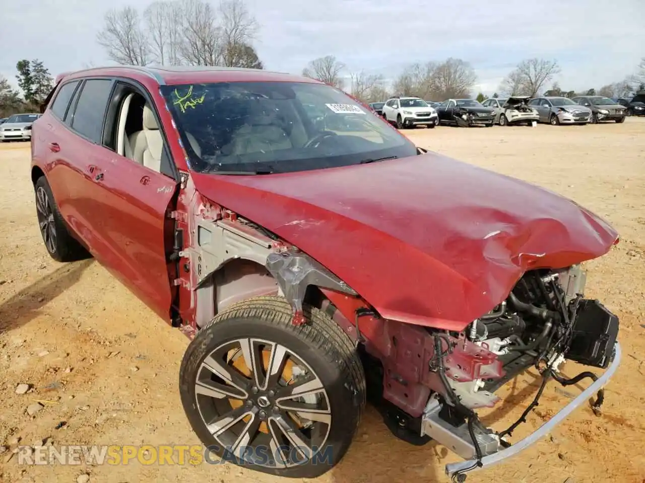 1 Photograph of a damaged car YV4102WK4M1068209 VOLVO V60 2021