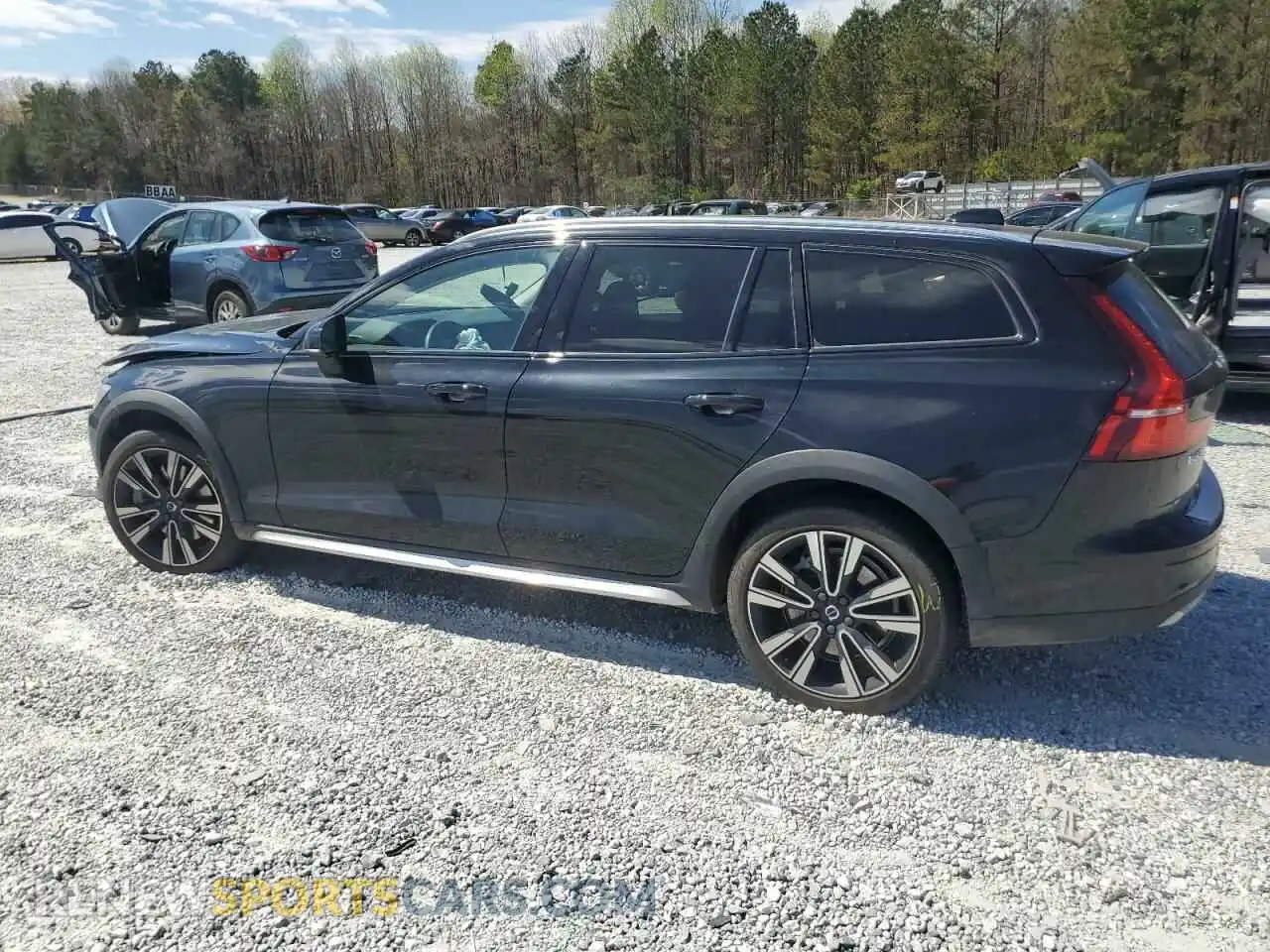 2 Photograph of a damaged car YV4L12WC0P2107696 VOLVO V60 2023