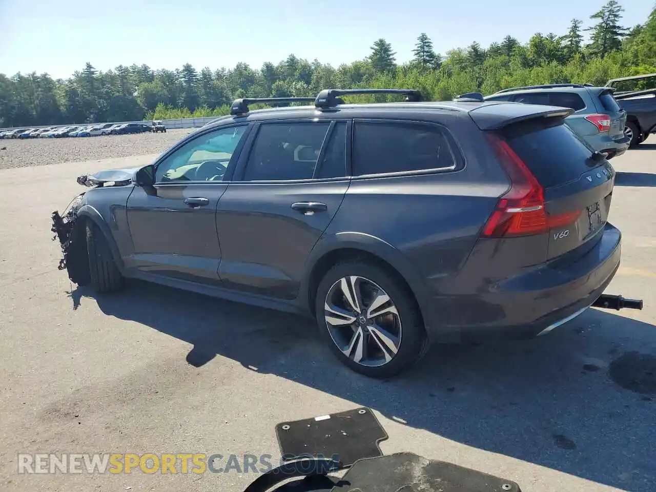2 Photograph of a damaged car YV4L12WZ1P2106352 VOLVO V60 2023